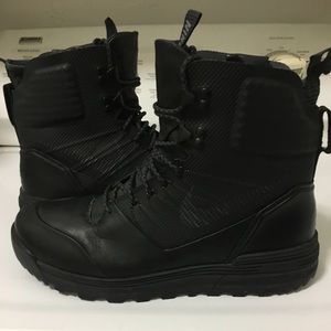 nike acg tactical boots